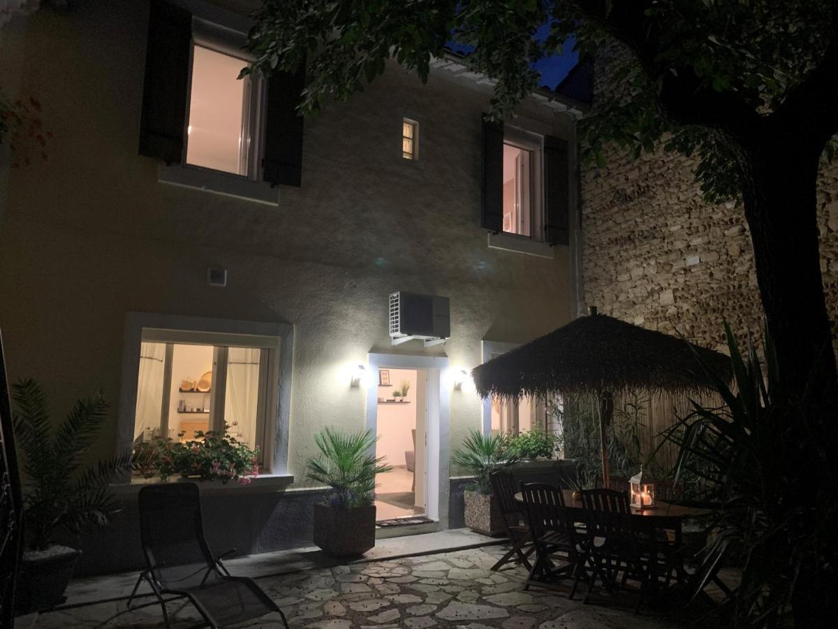 Solimany Saint-Gilles  Exteriér fotografie